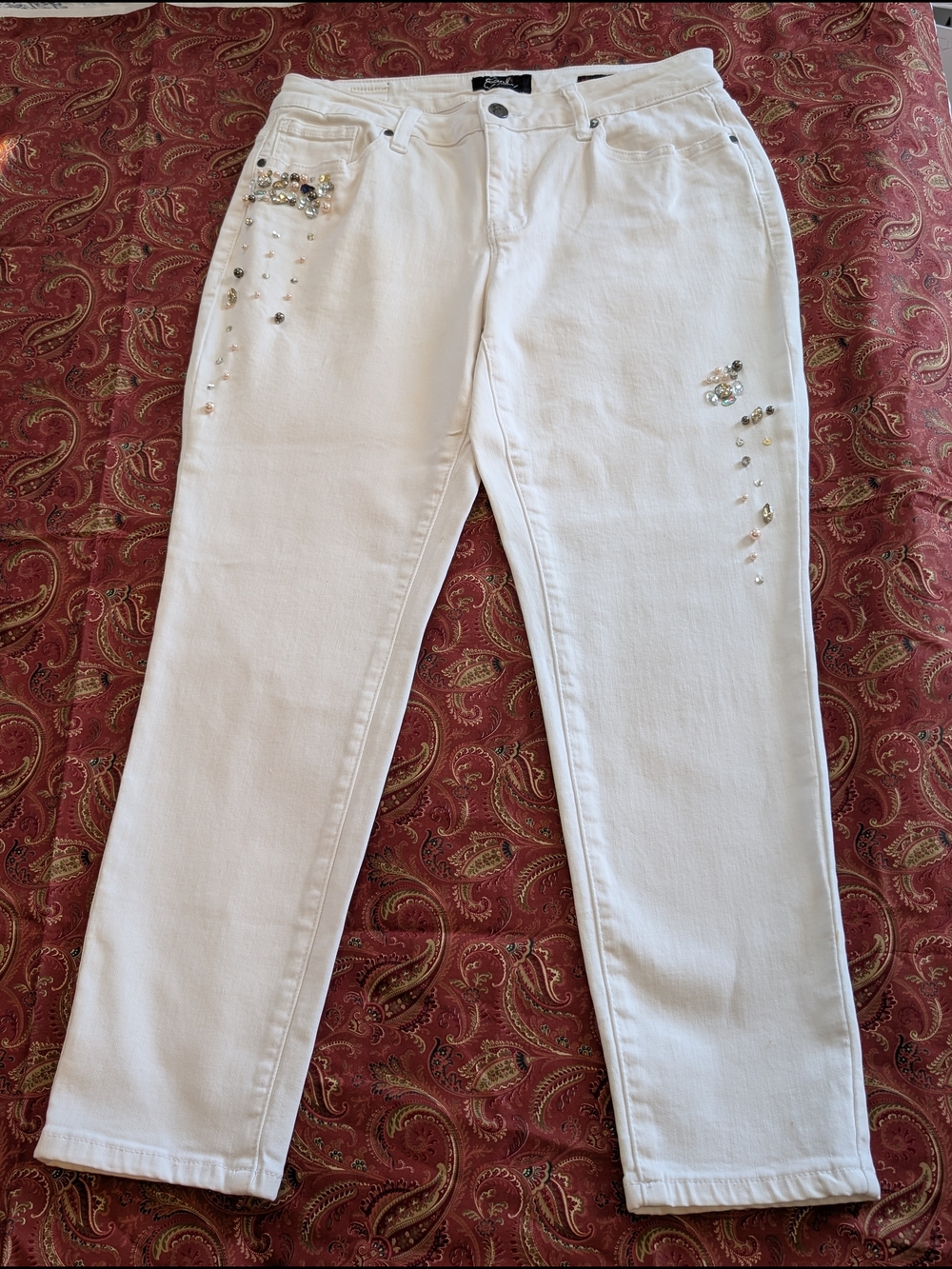 White Straight Leg Women’s Jeans with Rhinestone Embellishments Vintage Y2K